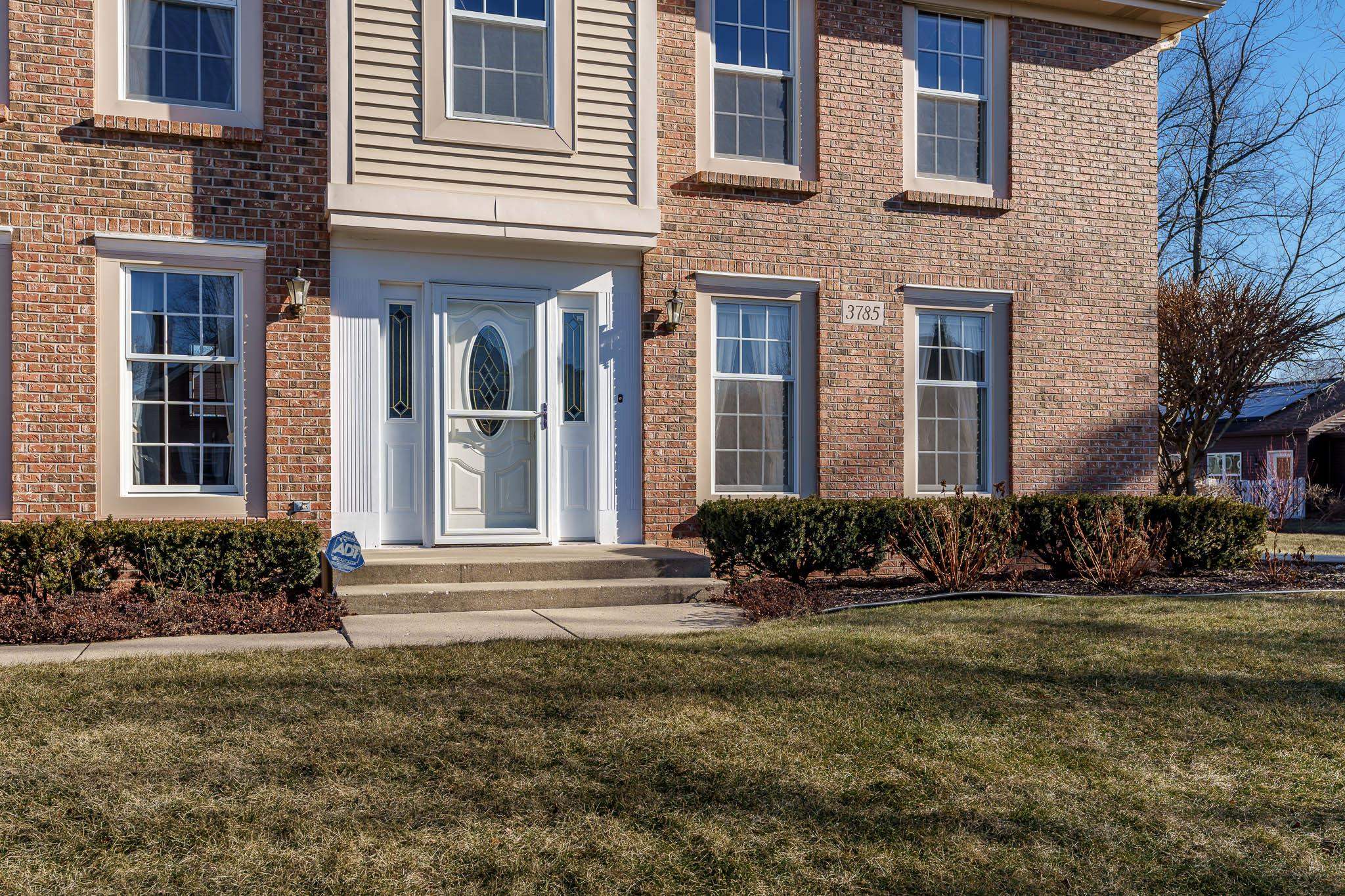 Rockford, Illinois 61114, United States, 4 Bedrooms Bedrooms, ,3 BathroomsBathrooms,Residential,Pending,14659