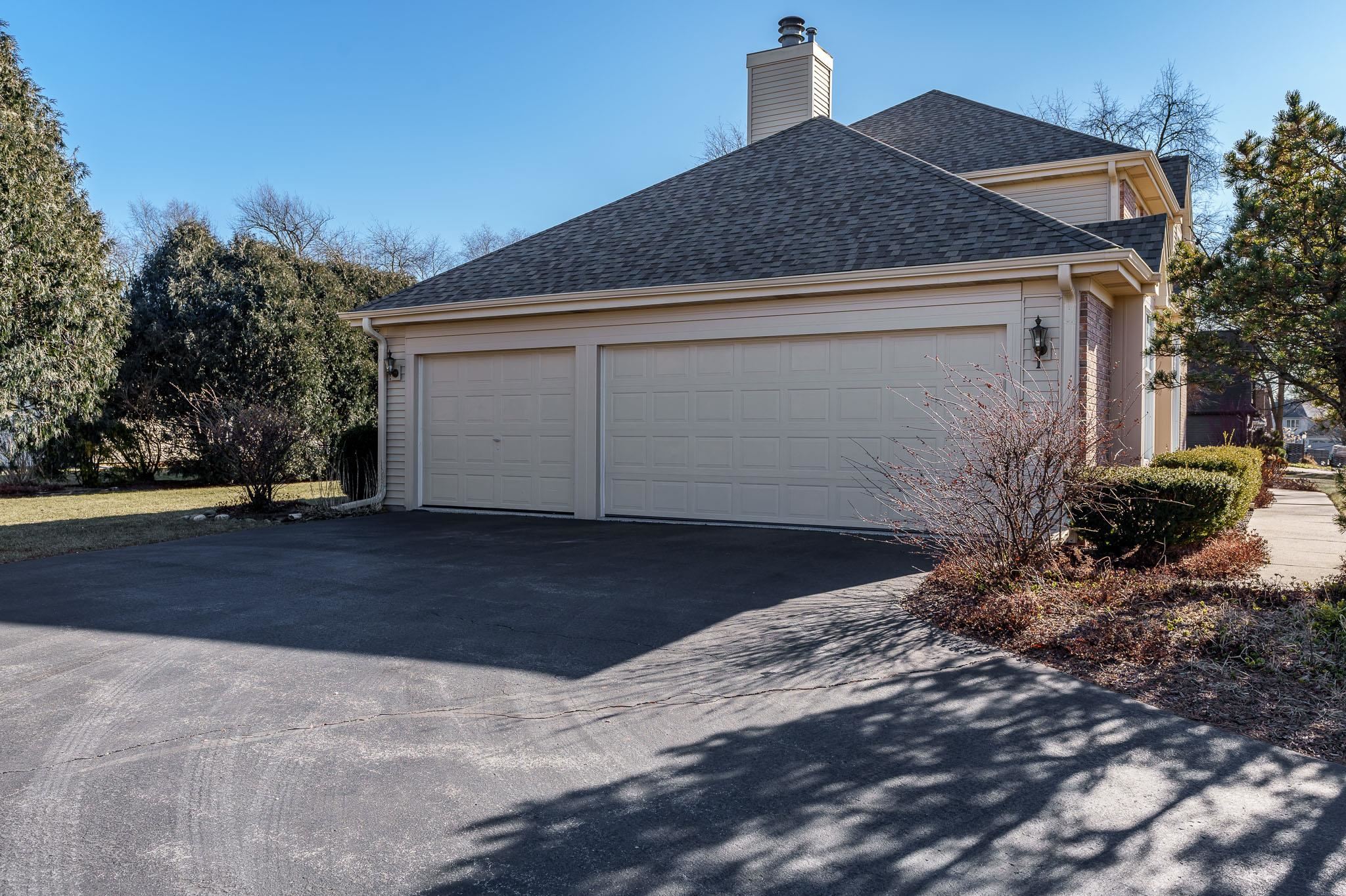 Rockford, Illinois 61114, United States, 4 Bedrooms Bedrooms, ,3 BathroomsBathrooms,Residential,Pending,14659