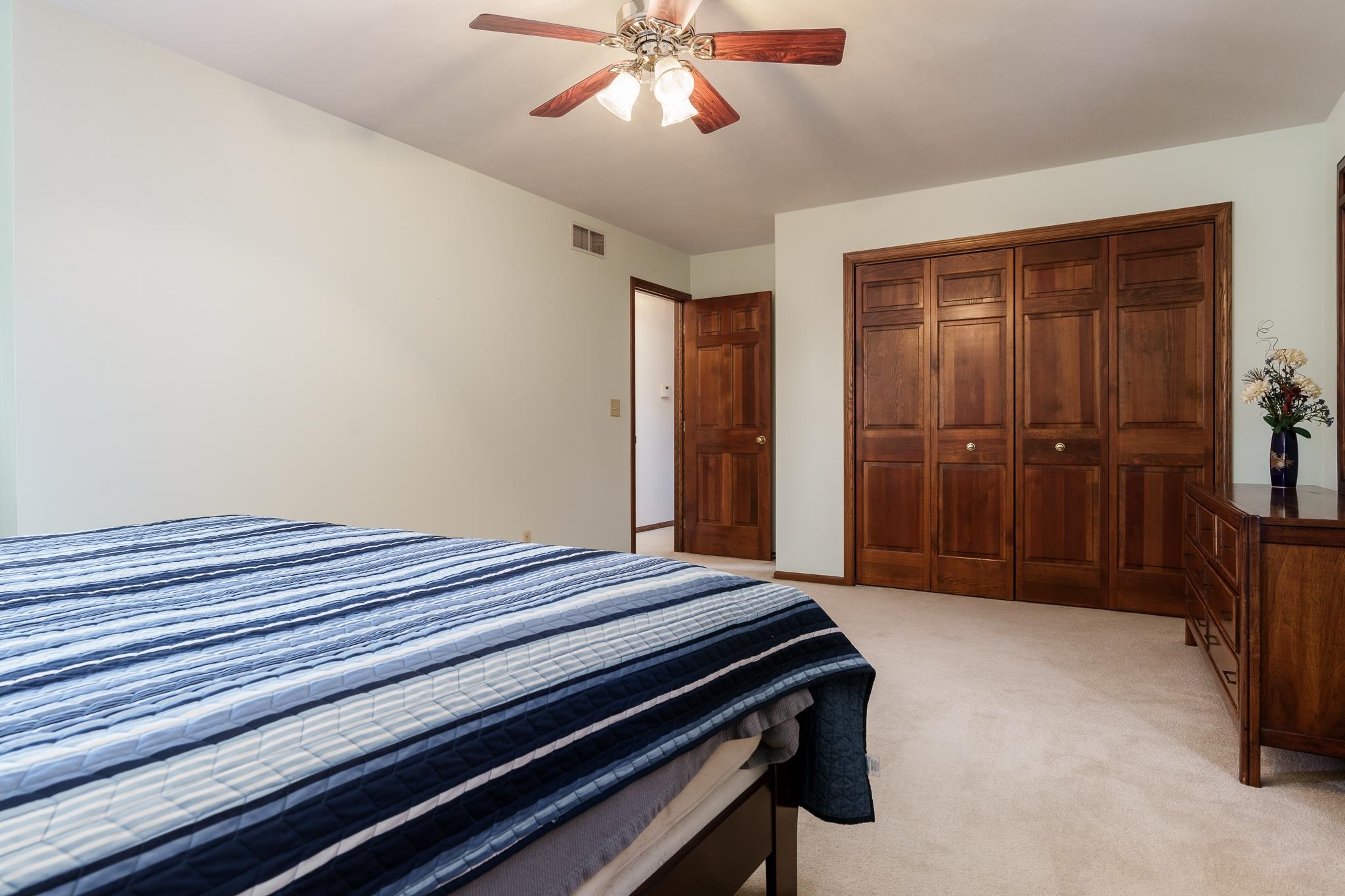 Rockford, Illinois 61114, United States, 4 Bedrooms Bedrooms, ,3 BathroomsBathrooms,Residential,Pending,14659