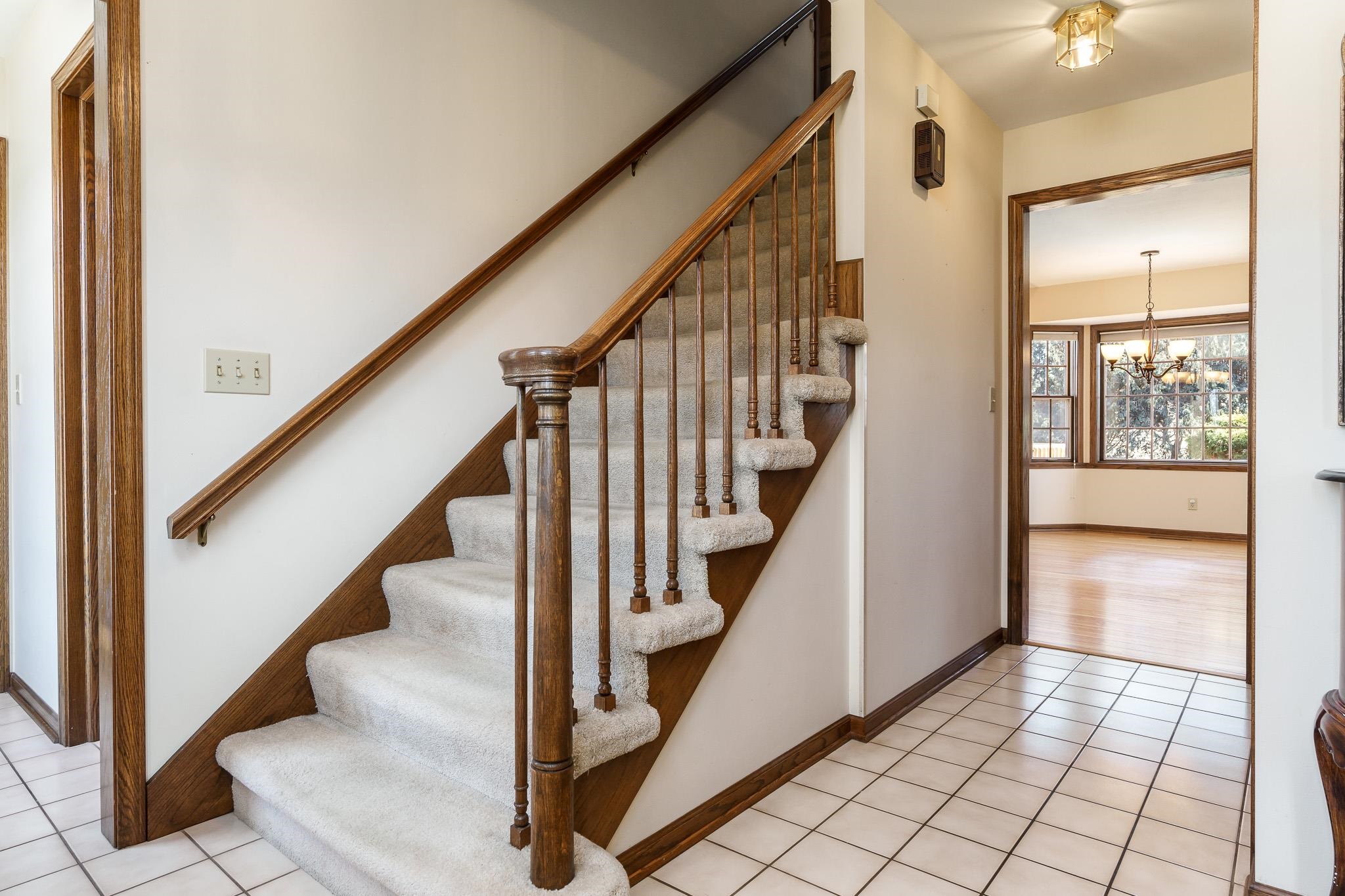 Rockford, Illinois 61114, United States, 4 Bedrooms Bedrooms, ,3 BathroomsBathrooms,Residential,Pending,14659