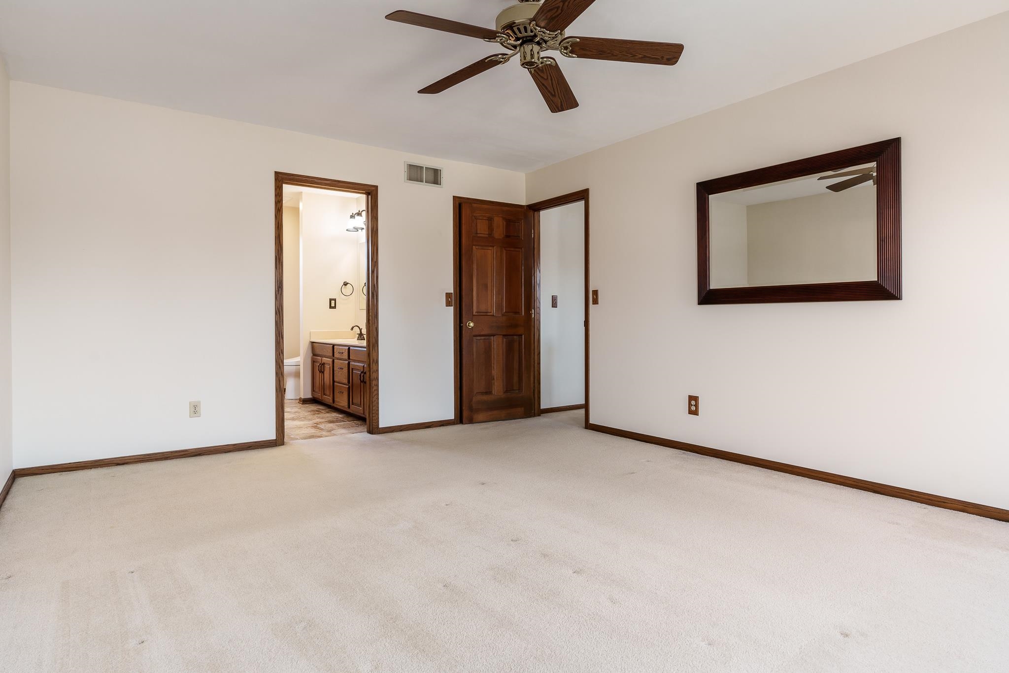 Rockford, Illinois 61114, United States, 4 Bedrooms Bedrooms, ,3 BathroomsBathrooms,Residential,Pending,14659