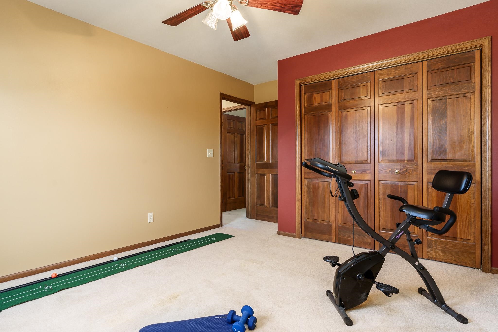 Rockford, Illinois 61114, United States, 4 Bedrooms Bedrooms, ,3 BathroomsBathrooms,Residential,Pending,14659