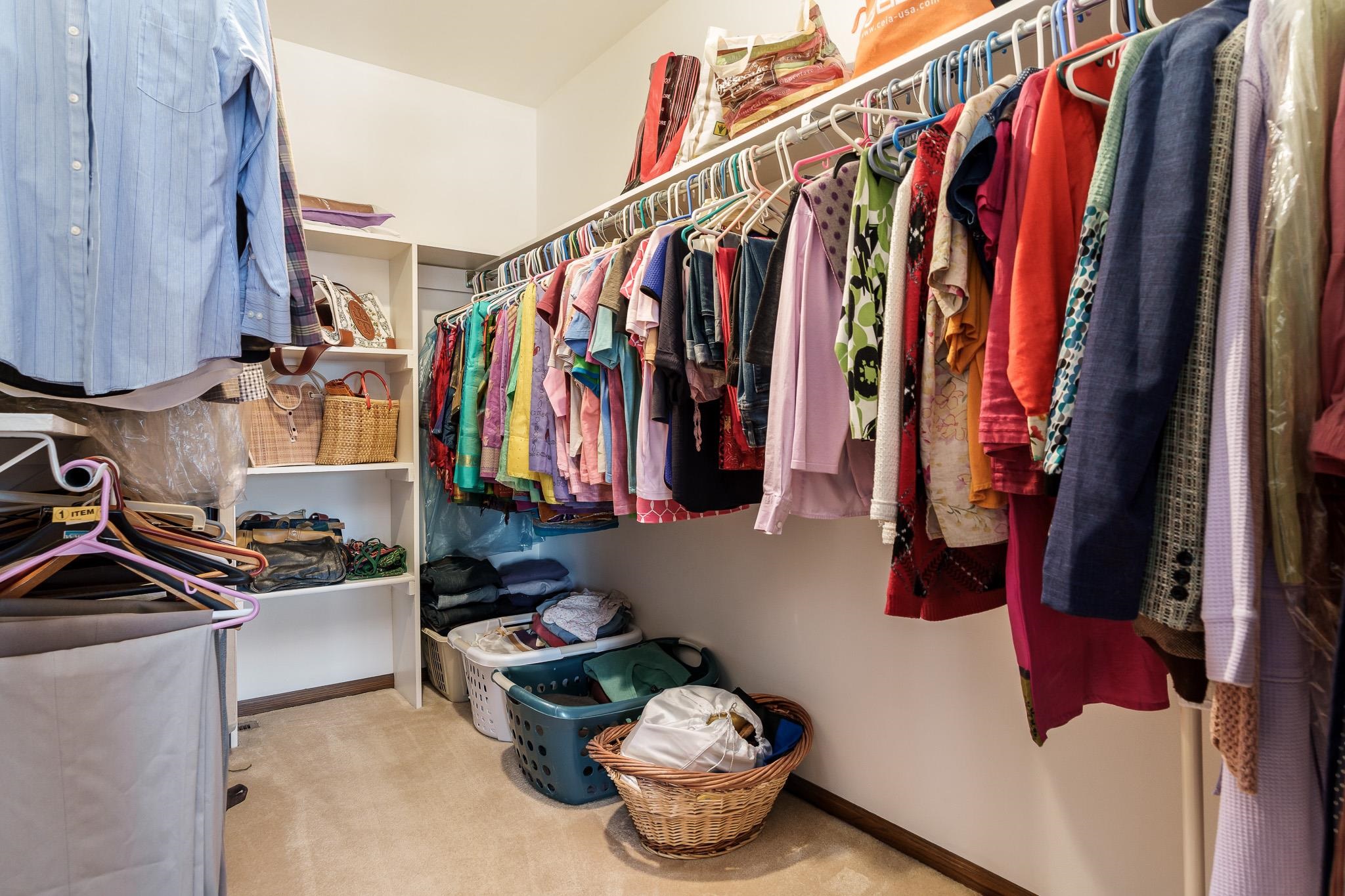 Rockford, Illinois 61114, United States, 4 Bedrooms Bedrooms, ,3 BathroomsBathrooms,Residential,Pending,14659