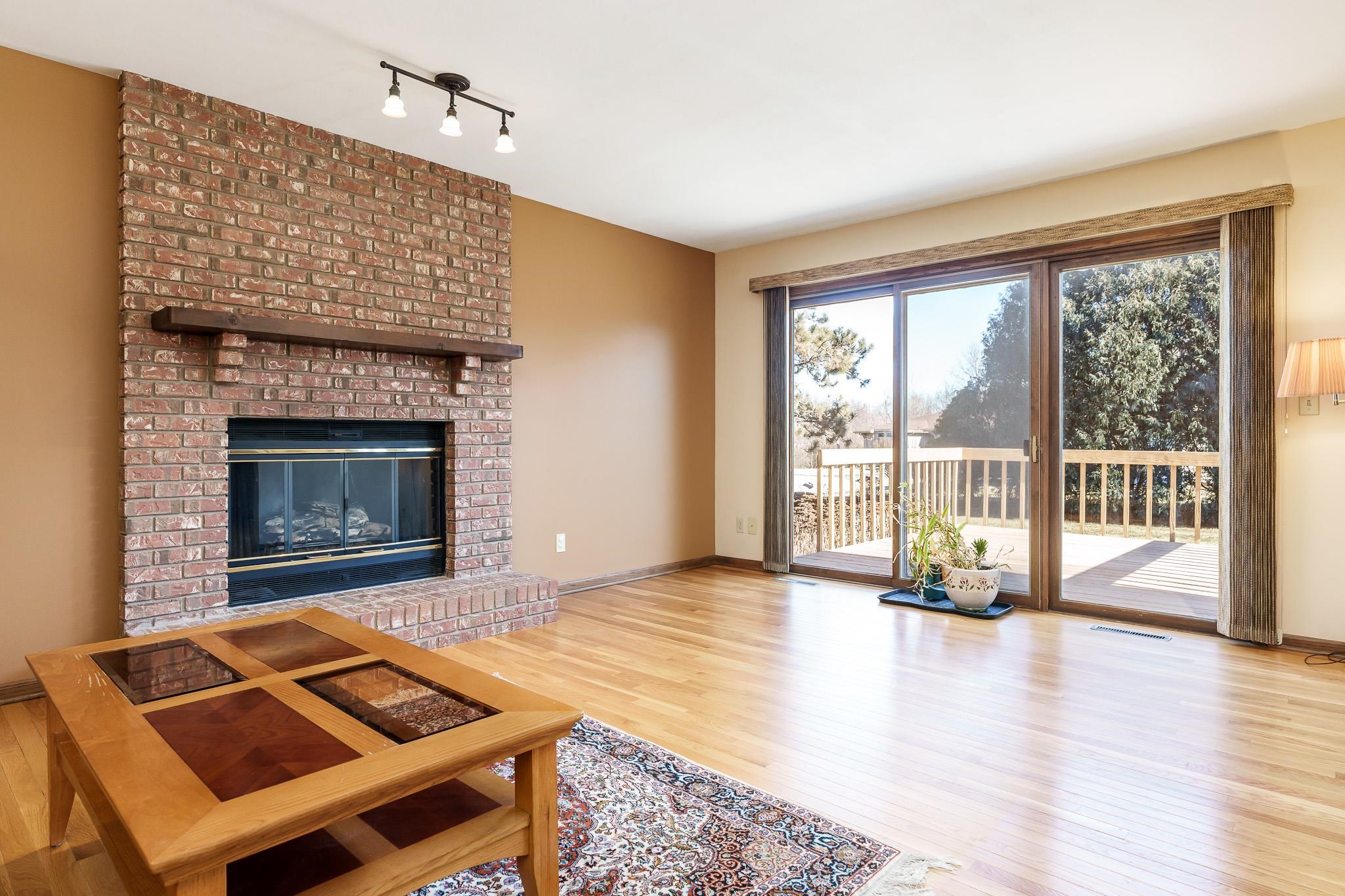 Rockford, Illinois 61114, United States, 4 Bedrooms Bedrooms, ,3 BathroomsBathrooms,Residential,Pending,14659