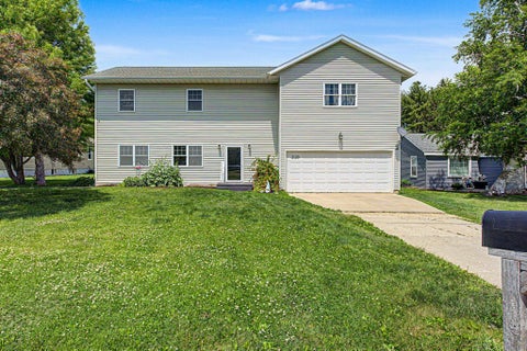 Homes For Sale - 2128 Lancaster Heights Road<br/> Stephenson County, FREEPORT, IL 61032