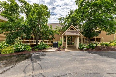 Homes For Sale - B2 Long Bay Point Drive<br/> GALENA, IL 61036