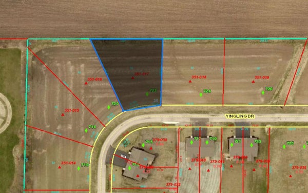 722 YINGLING DR, DIXON, IL 61021 - Image ccb01d7c1fb513332b9db4ccb8b2acbf/1583122135