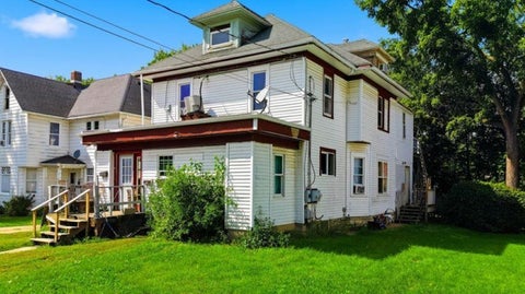 Multifamily For Sale - 715 W 2nd St<br/> DIXON, IL 61021