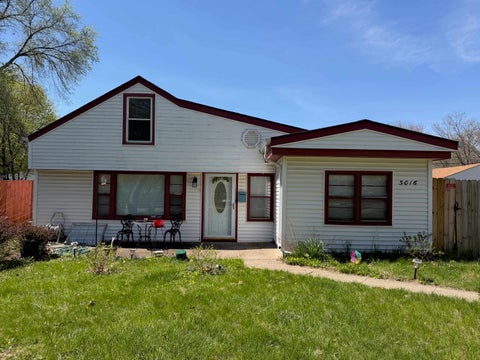 Homes For Sale - 3016 Latham Street<br/> ROCKFORD, IL 61103