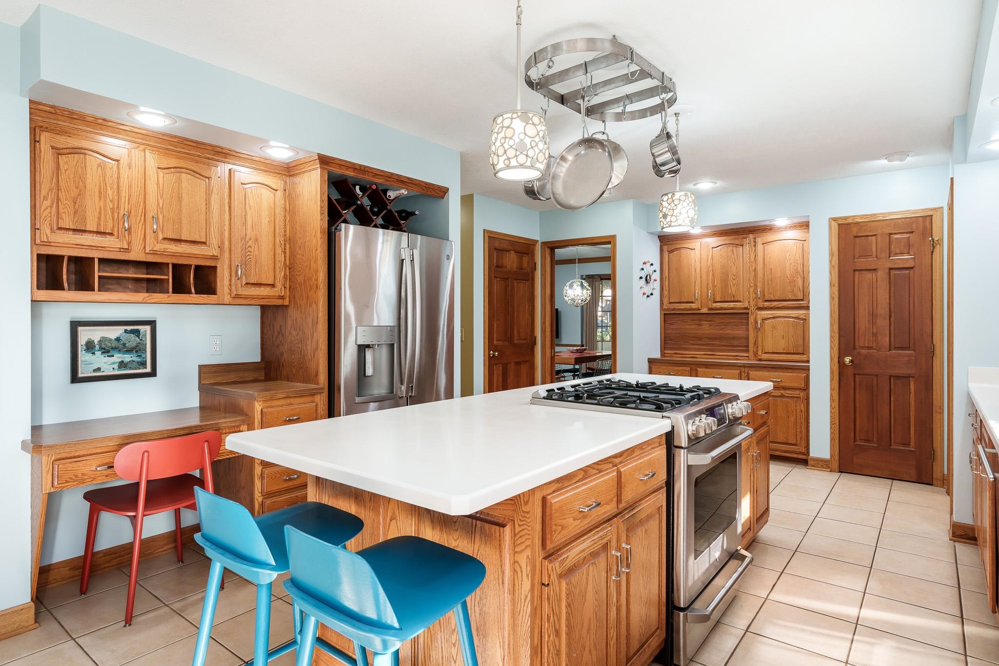 Rockford, Illinois 61114, United States, 4 Bedrooms Bedrooms, ,3 BathroomsBathrooms,Residential,Pending,37740