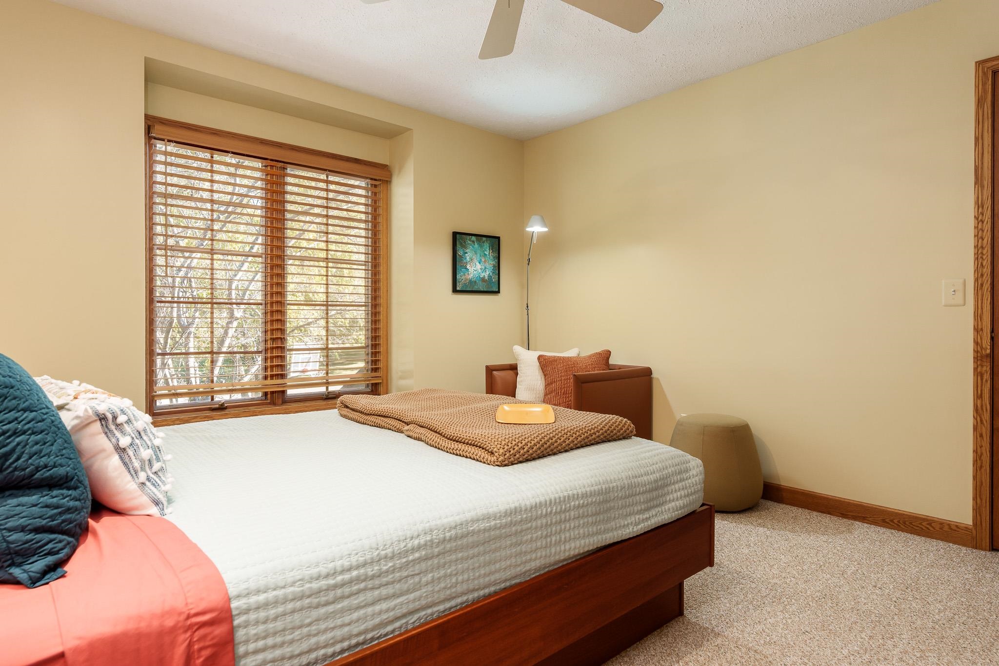 Rockford, Illinois 61114, United States, 4 Bedrooms Bedrooms, ,3 BathroomsBathrooms,Residential,Pending,37740