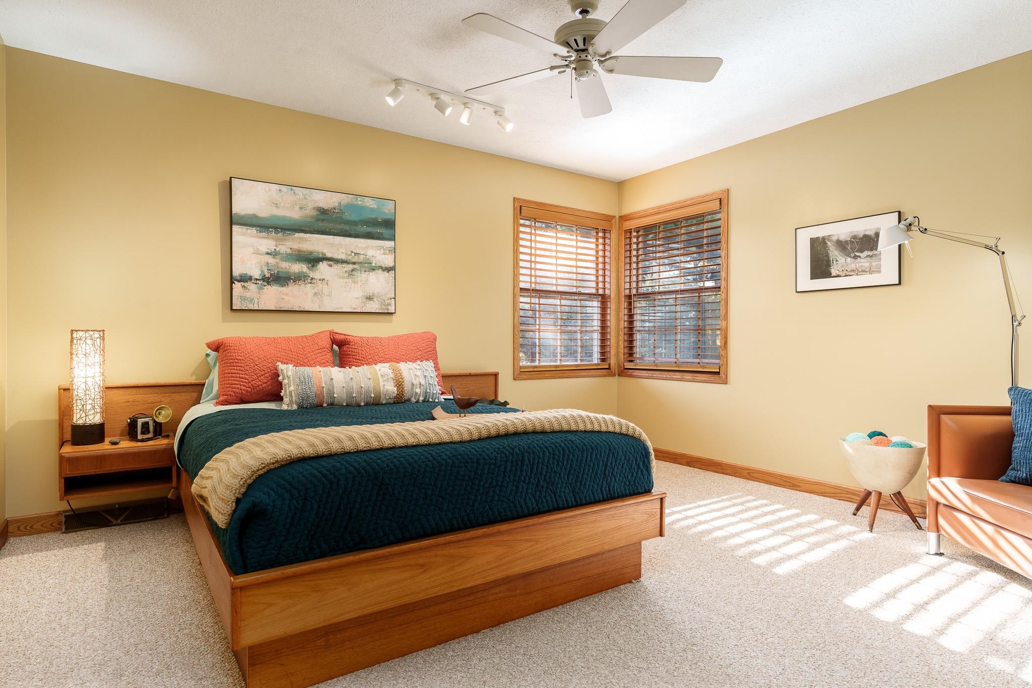 Rockford, Illinois 61114, United States, 4 Bedrooms Bedrooms, ,3 BathroomsBathrooms,Residential,Pending,37740