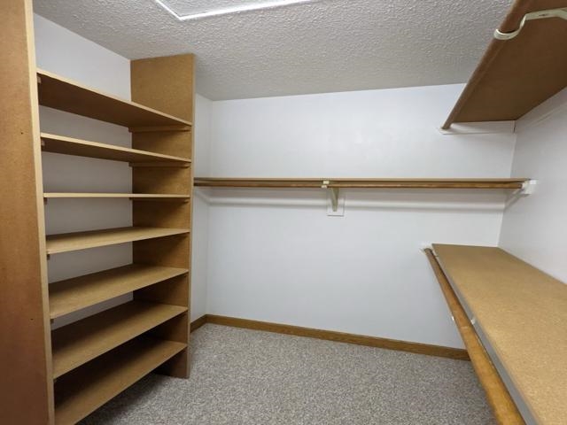 Rockford, Illinois 61114, United States, 4 Bedrooms Bedrooms, ,3 BathroomsBathrooms,Residential,Pending,37740