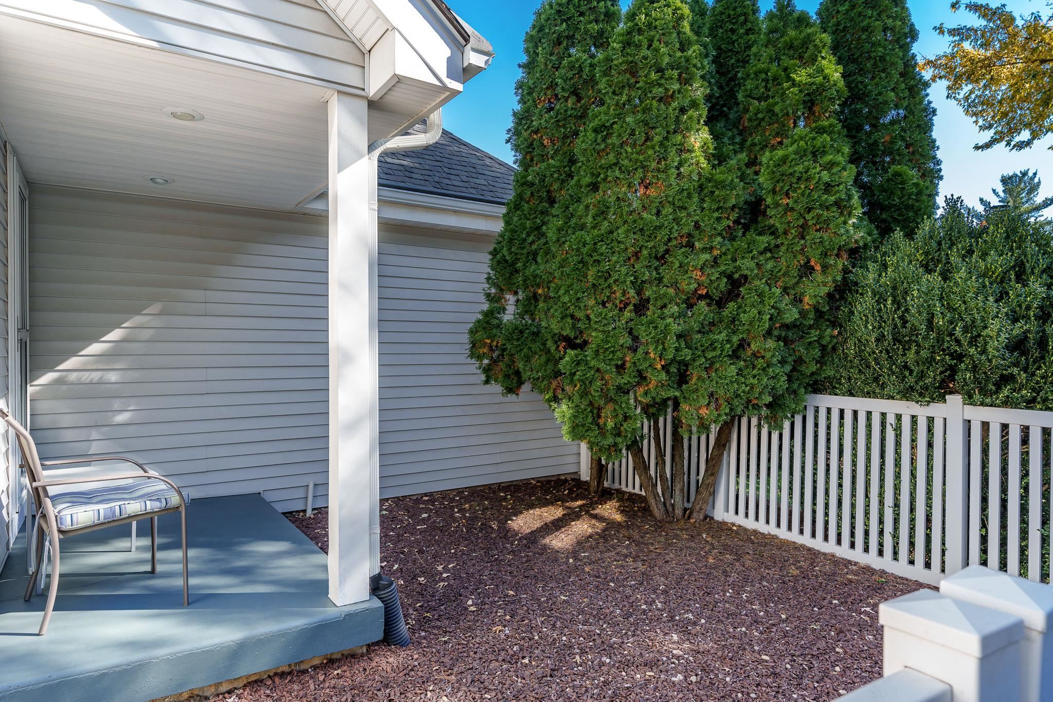 Rockford, Illinois 61114, United States, 4 Bedrooms Bedrooms, ,3 BathroomsBathrooms,Residential,Pending,37740