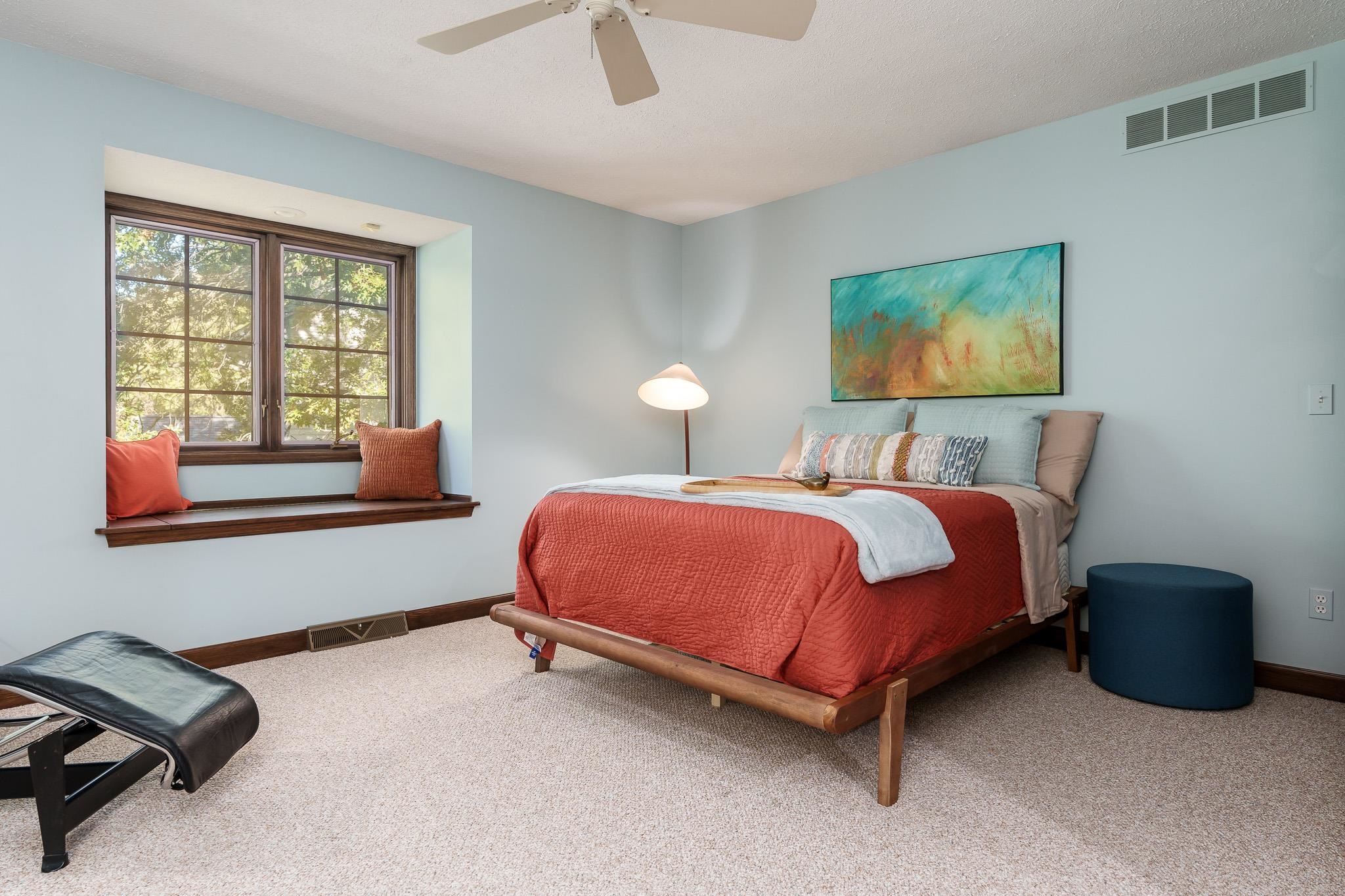 Rockford, Illinois 61114, United States, 4 Bedrooms Bedrooms, ,3 BathroomsBathrooms,Residential,Pending,37740