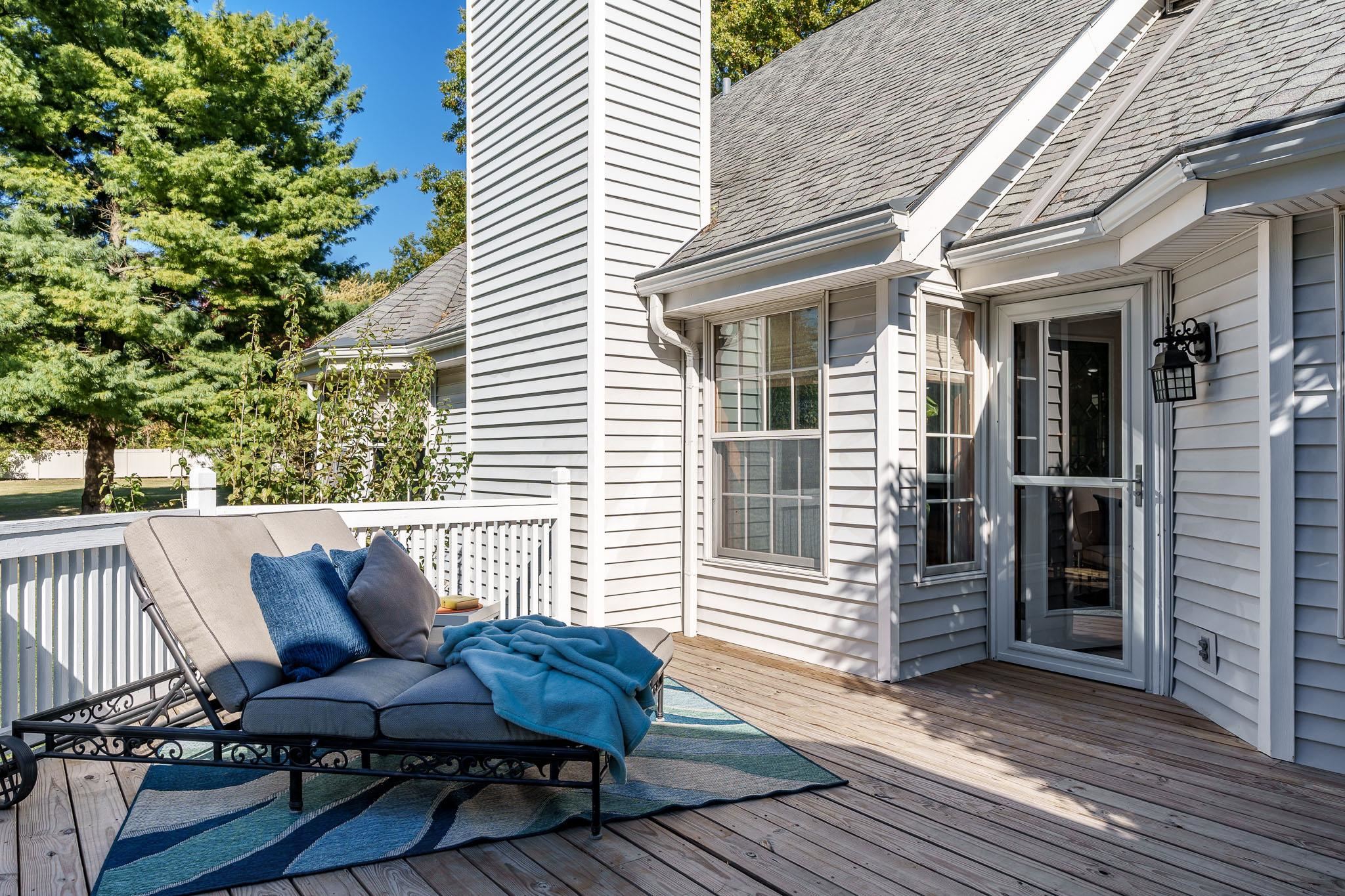 Rockford, Illinois 61114, United States, 4 Bedrooms Bedrooms, ,3 BathroomsBathrooms,Residential,Pending,37740