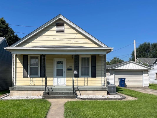 243 CROSAT ST, LA SALLE, IL 61301 - Image d3f4a92d5fe194fef1a33df6b90e571c/3408399519