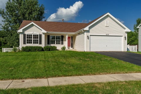 Homes For Sale - 7078 Golden Eagle Drive<br/> Winnebago County, LOVES PARK, IL 61111