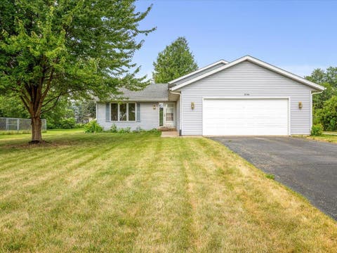 Homes For Sale - 3736 Modesto Drive<br/> ROCKFORD, IL 61114