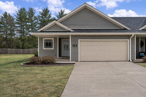 Condo For Sale - 5788 Jackies Drive<br/> LOVES PARK, IL 61111