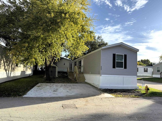 5307 QUARTZ DR, LOVES PARK, IL 61111 - Image d5d8fb2def274fe662d84ab134db0725/2779587556