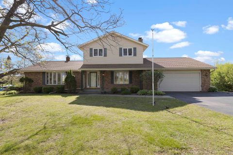 Homes For Sale - 8642 Summerset Drive<br/> BELVIDERE, IL 61008