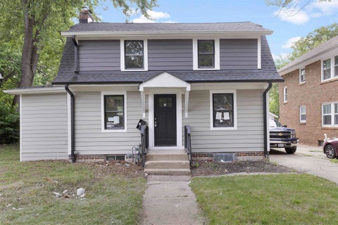 Homes For Sale - 1322 Garrison Avenue<br/> ROCKFORD, IL 61103
