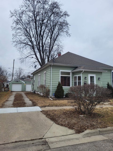 Homes For Sale - 1224 Grant Street<br/> MORRIS, IL 60450