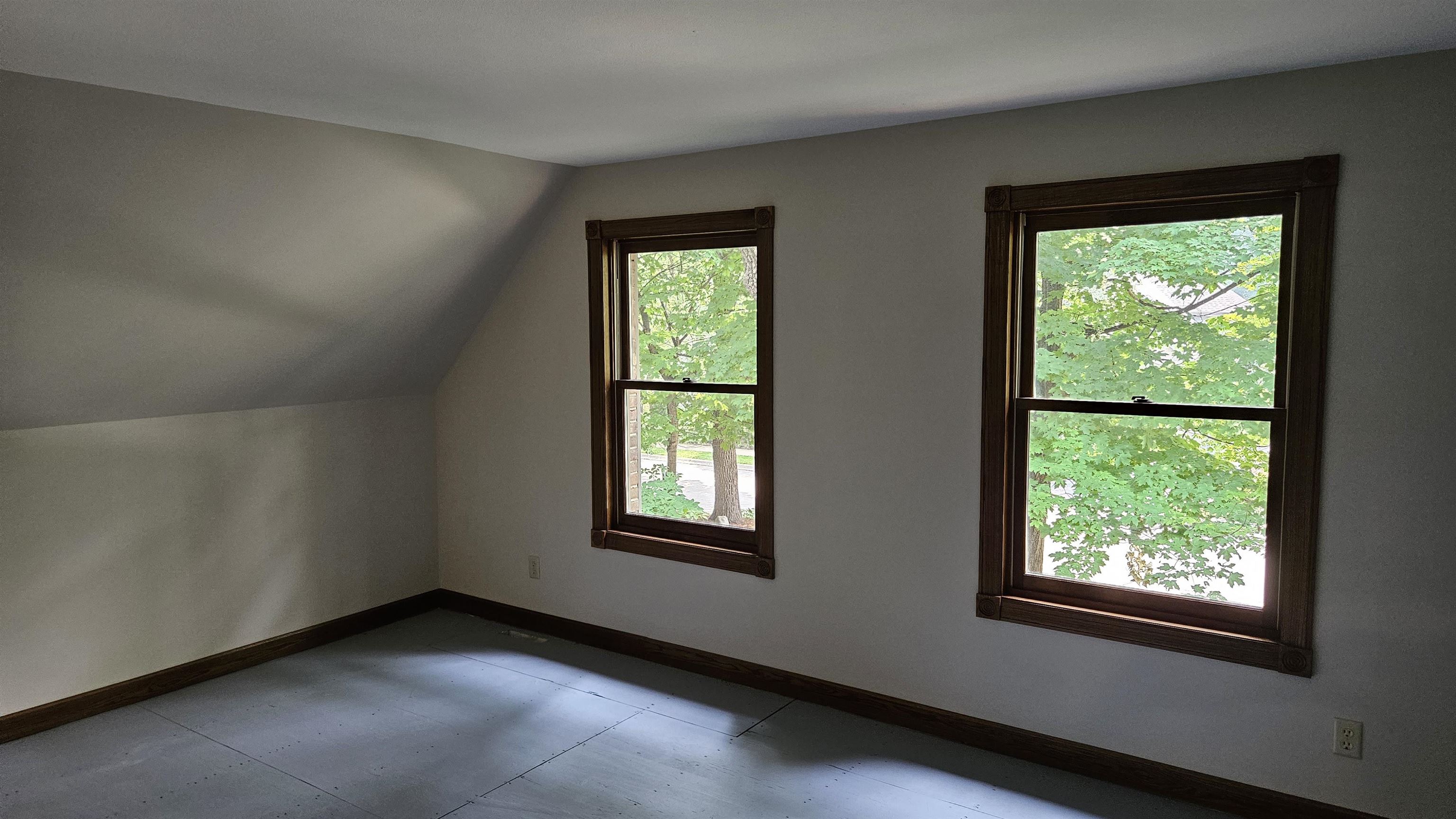 Rockford, Illinois 61107, United States, 5 Bedrooms Bedrooms, ,4 BathroomsBathrooms,Residential,Active,72366