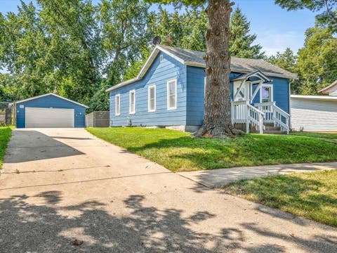 Homes For Sale - 655 West Clark Street<br/> FREEPORT, IL 61046