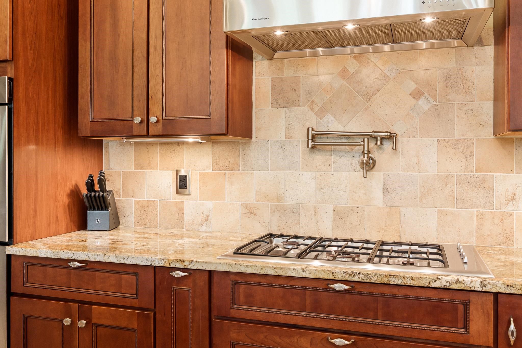 Belvidere, Illinois 61008, United States, 5 Bedrooms Bedrooms, ,4 BathroomsBathrooms,Residential,Active,129659