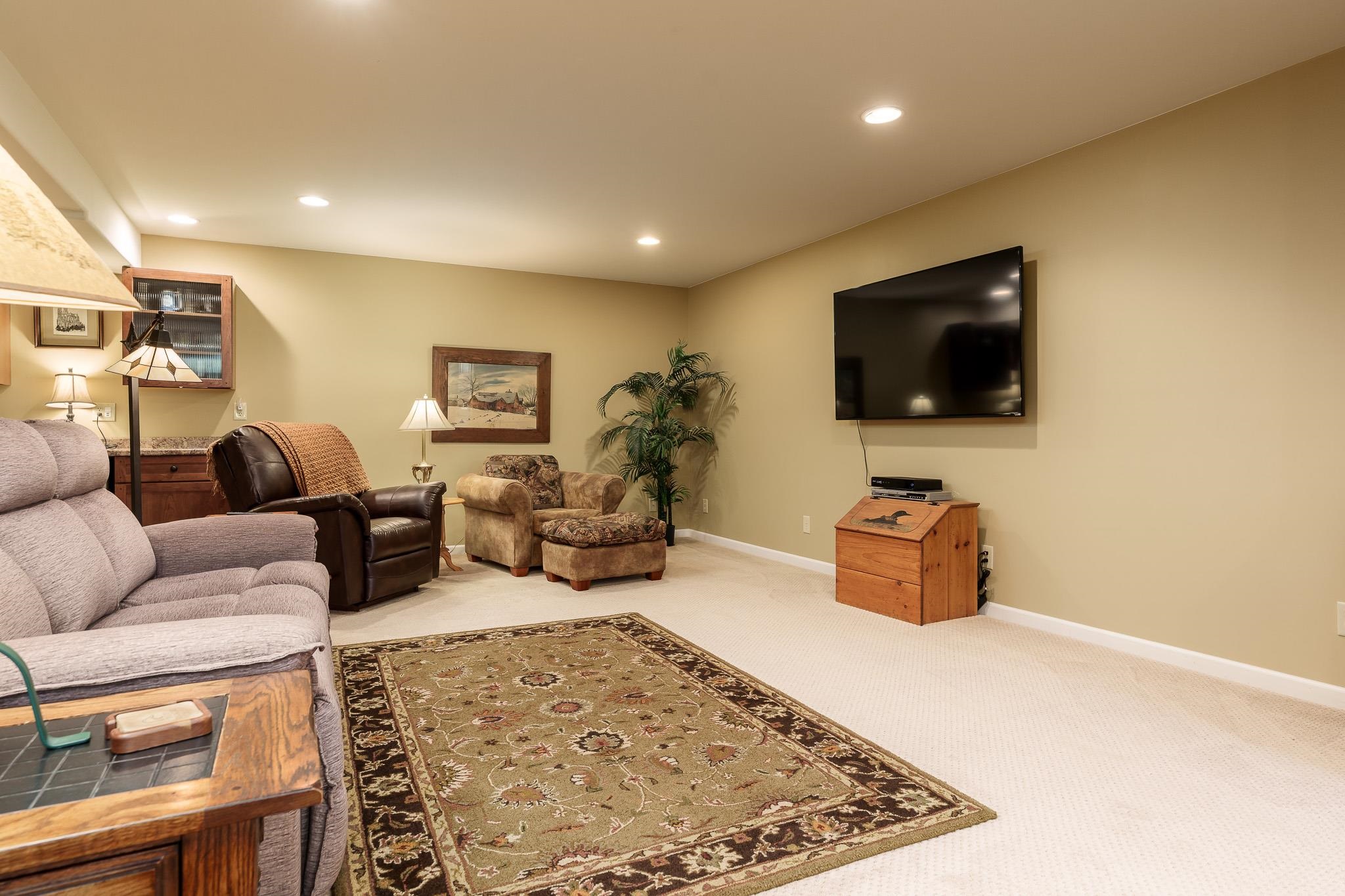 Belvidere, Illinois 61008, United States, 5 Bedrooms Bedrooms, ,4 BathroomsBathrooms,Residential,Active,129659