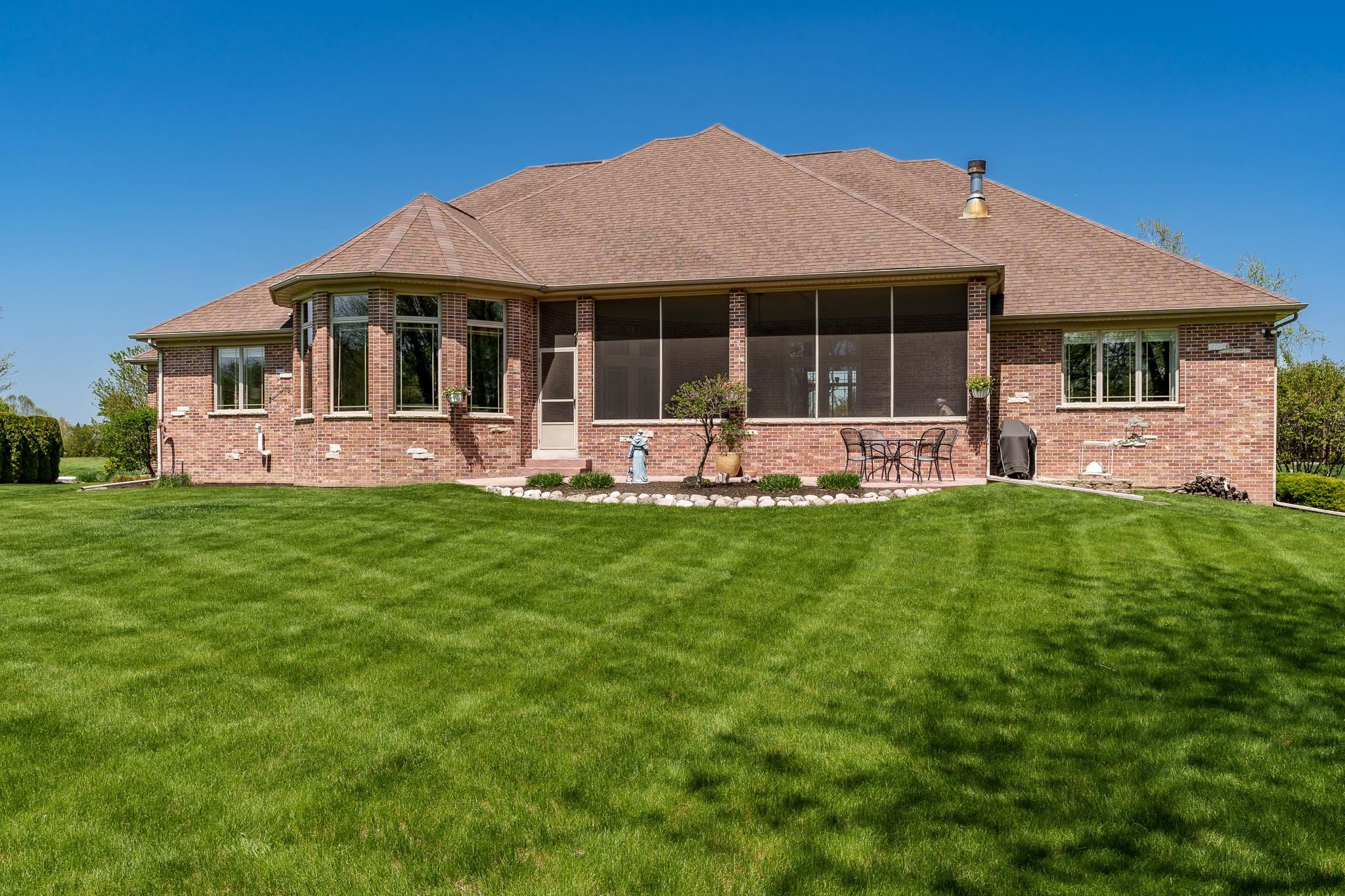 Belvidere, Illinois 61008, United States, 5 Bedrooms Bedrooms, ,4 BathroomsBathrooms,Residential,Active,129659