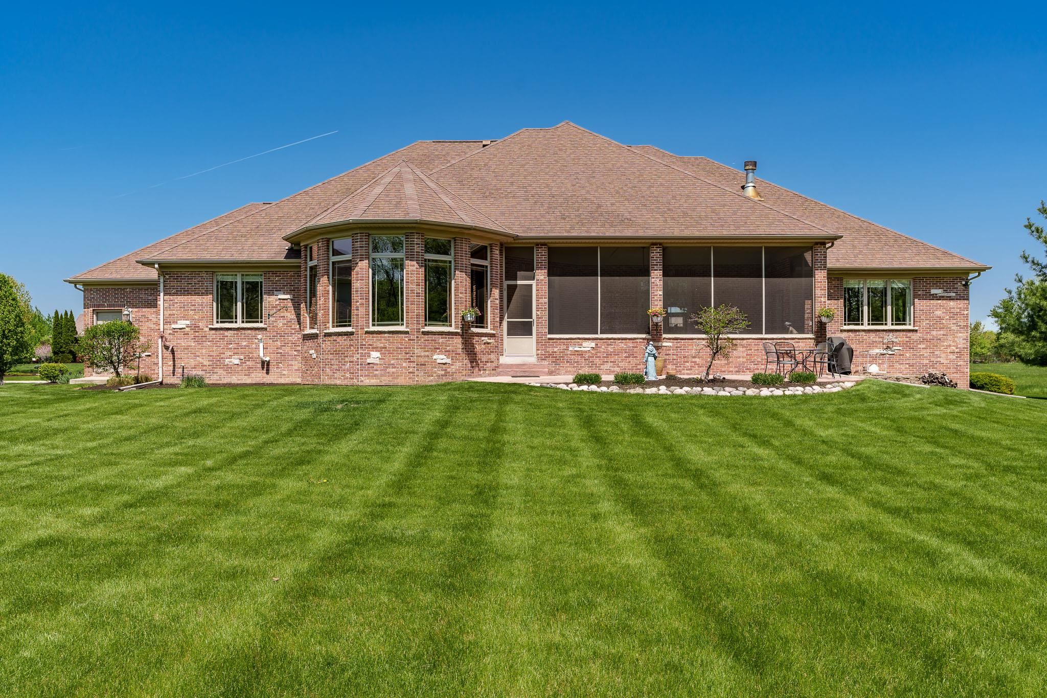 Belvidere, Illinois 61008, United States, 5 Bedrooms Bedrooms, ,4 BathroomsBathrooms,Residential,Active,129659