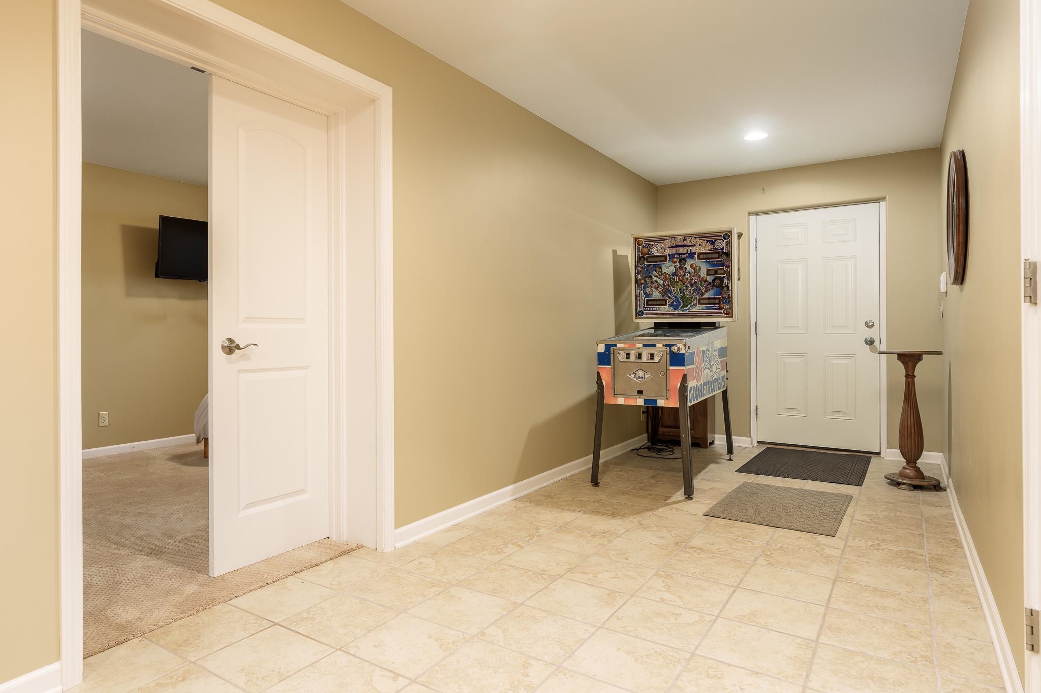 Belvidere, Illinois 61008, United States, 5 Bedrooms Bedrooms, ,4 BathroomsBathrooms,Residential,Active,129659