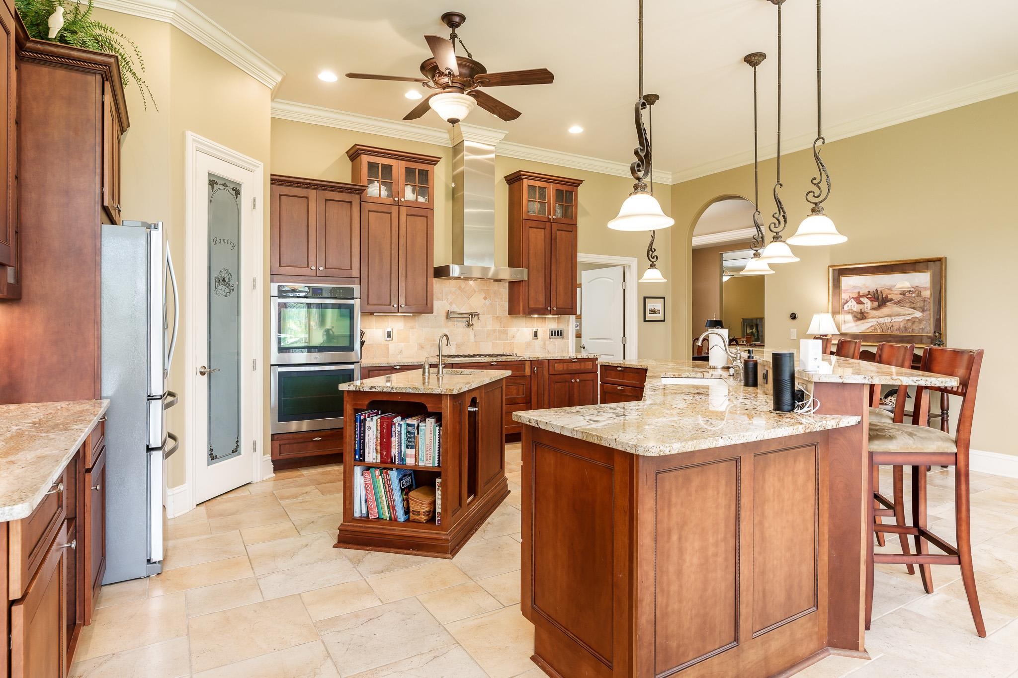 Belvidere, Illinois 61008, United States, 5 Bedrooms Bedrooms, ,4 BathroomsBathrooms,Residential,Active,129659