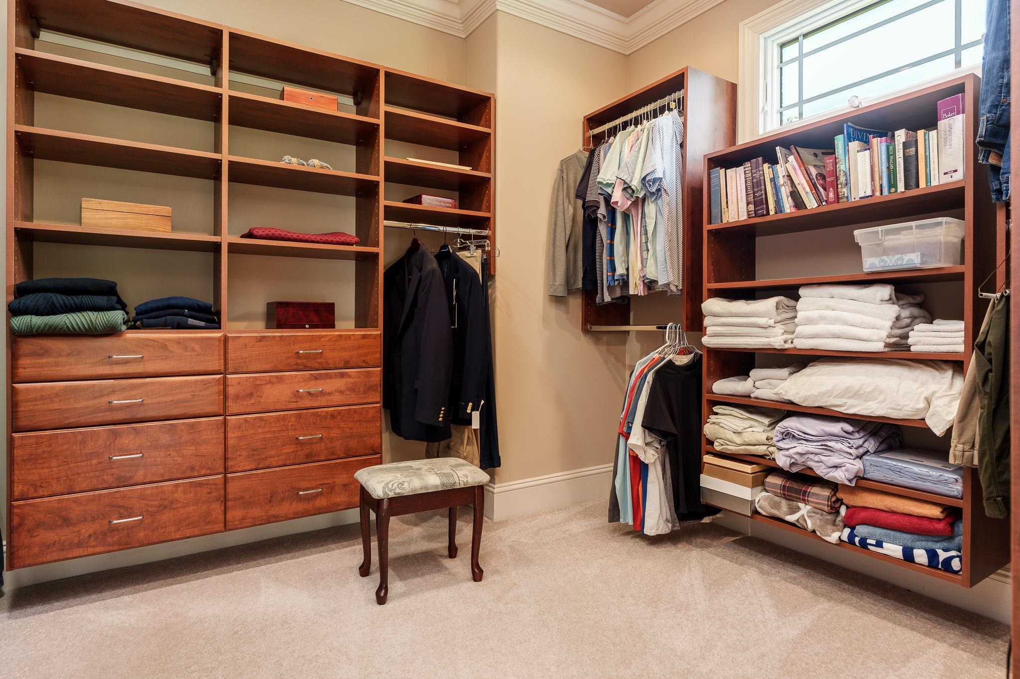 Belvidere, Illinois 61008, United States, 5 Bedrooms Bedrooms, ,4 BathroomsBathrooms,Residential,Active,129659