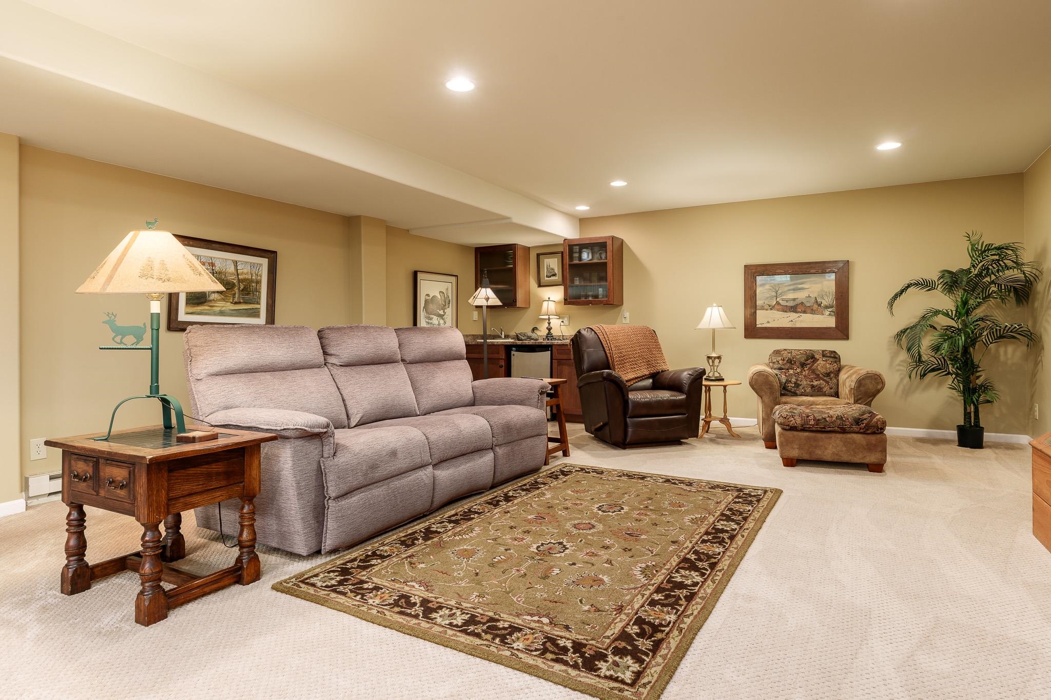 Belvidere, Illinois 61008, United States, 5 Bedrooms Bedrooms, ,4 BathroomsBathrooms,Residential,Active,129659