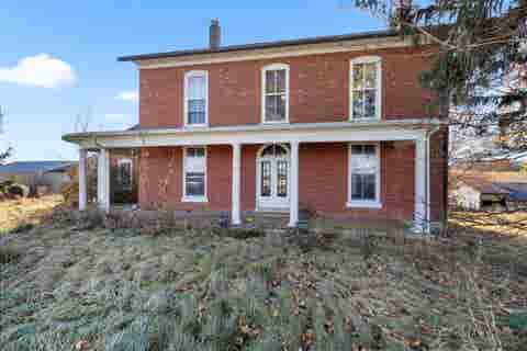 Homes For Sale - 395 W Cedarville Road<br/> FREEPORT, IL 61032