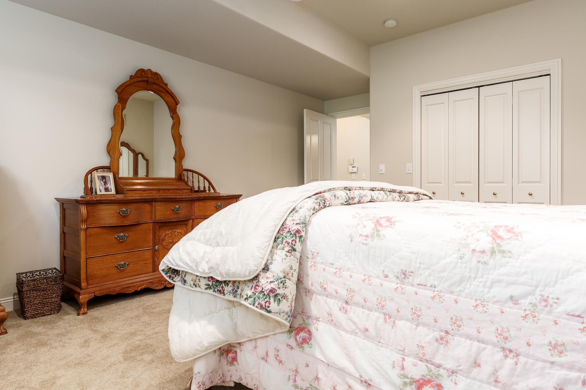 Rockford, Illinois 61114, United States, 4 Bedrooms Bedrooms, ,4 BathroomsBathrooms,Residential,Pending,210286