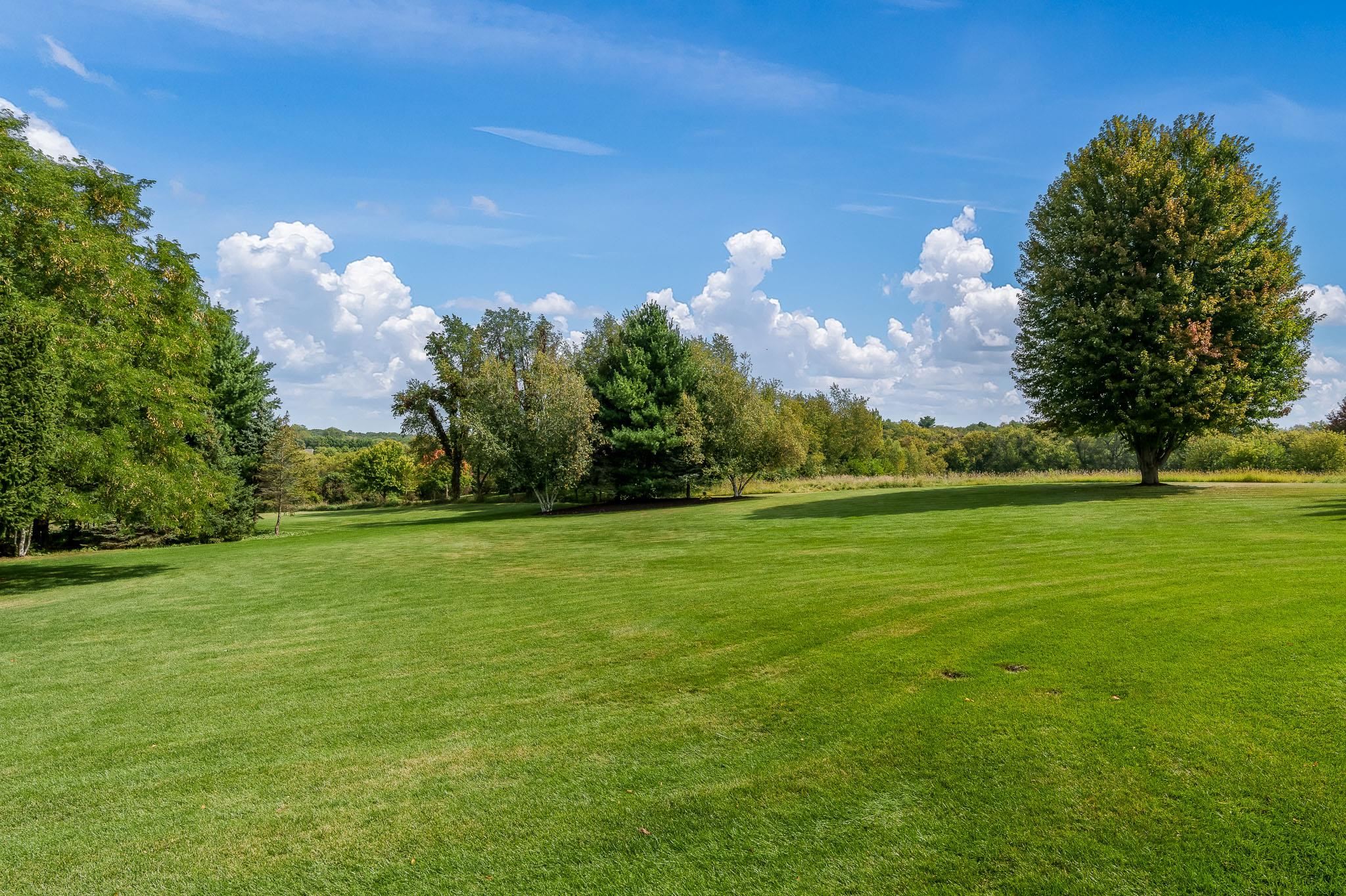 Rockford, Illinois 61114, United States, 4 Bedrooms Bedrooms, ,4 BathroomsBathrooms,Residential,Pending,210286