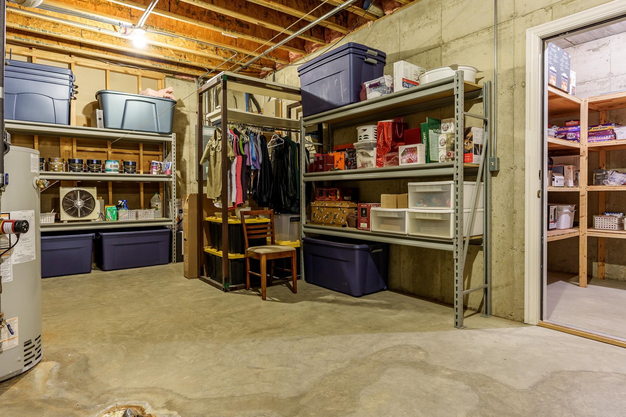 Rockford, Illinois 61114, United States, 4 Bedrooms Bedrooms, ,4 BathroomsBathrooms,Residential,Pending,210286