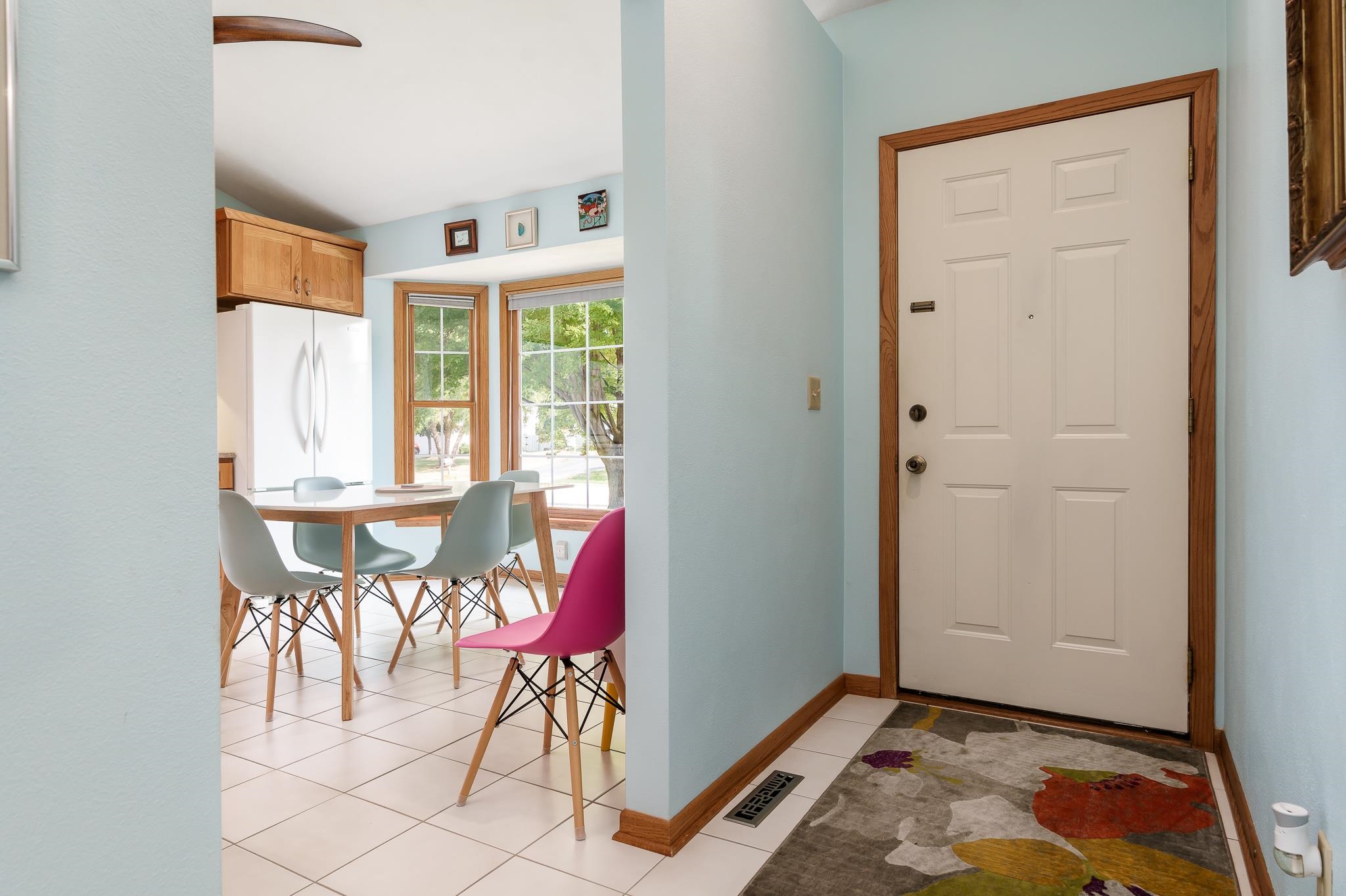 Loves Park, Illinois 61111, United States, 2 Bedrooms Bedrooms, ,3 BathroomsBathrooms,Residential,Pending,44449