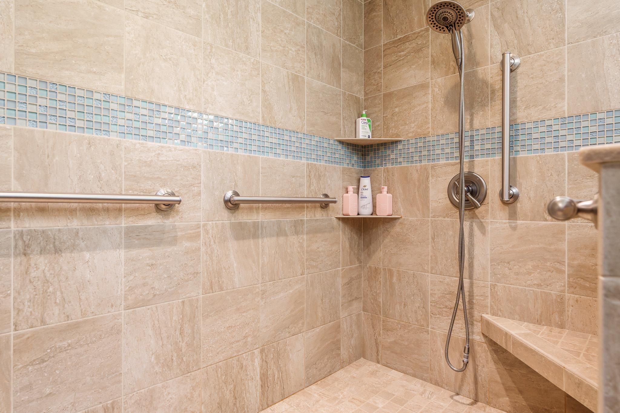 Loves Park, Illinois 61111, United States, 2 Bedrooms Bedrooms, ,3 BathroomsBathrooms,Residential,Pending,44449