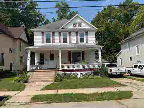 Homes For Sale - 1124 S State Avenue<br/> Stephenson County, FREEPORT, IL 61032