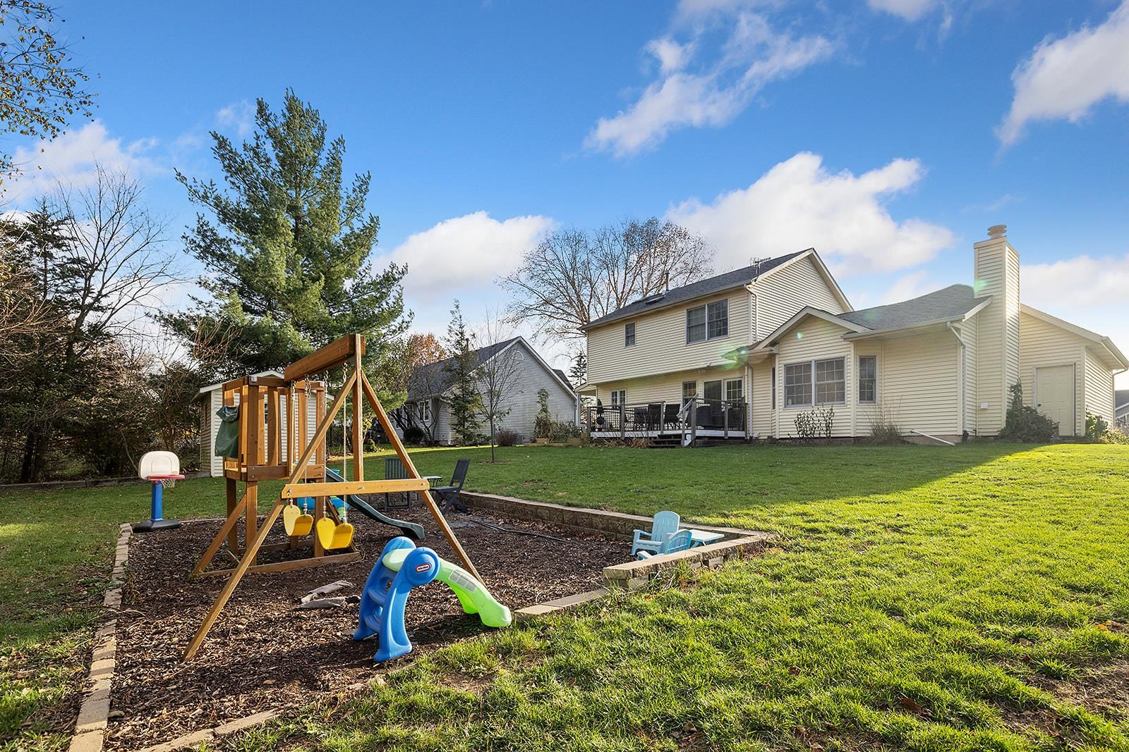 Belvidere, Illinois 61008, United States, 3 Bedrooms Bedrooms, ,3 BathroomsBathrooms,Residential,Pending,64279