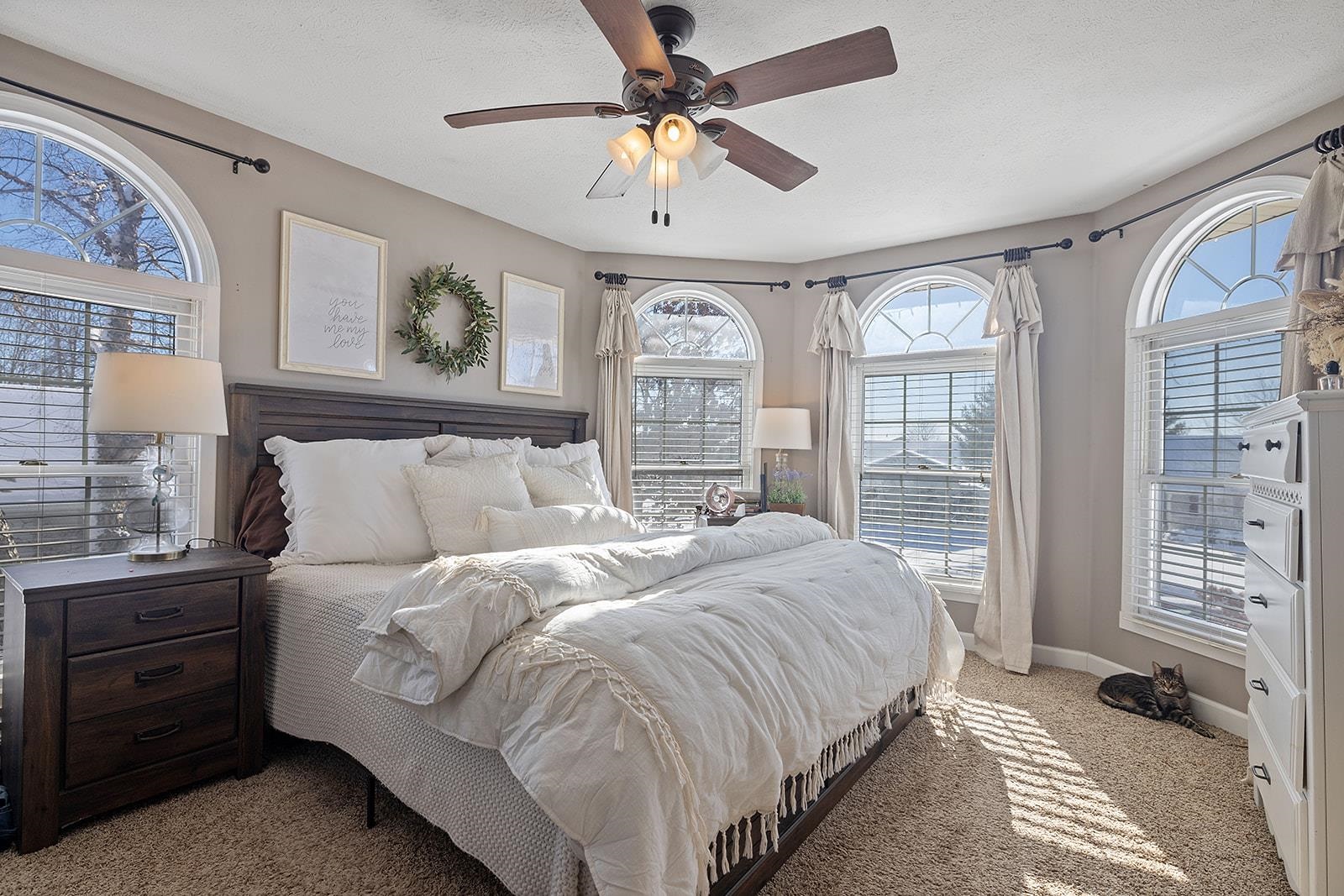 Belvidere, Illinois 61008, United States, 3 Bedrooms Bedrooms, ,3 BathroomsBathrooms,Residential,Pending,64279