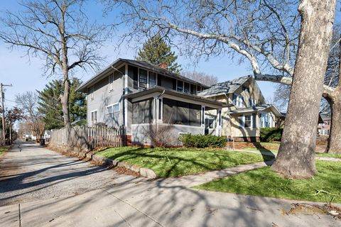 Homes For Sale - 318 Logan Street<br/> ROCKFORD, IL 61103