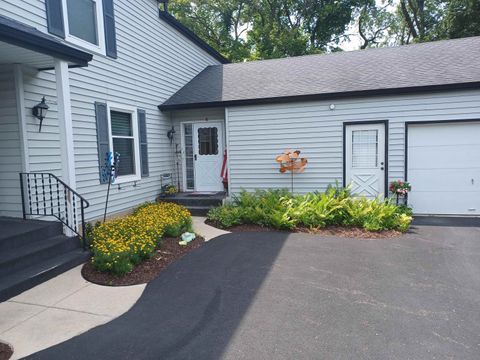 Townhouse For Sale - 4621 High Point Dr #6 Dr<br/> ROCKFORD, IL 61114