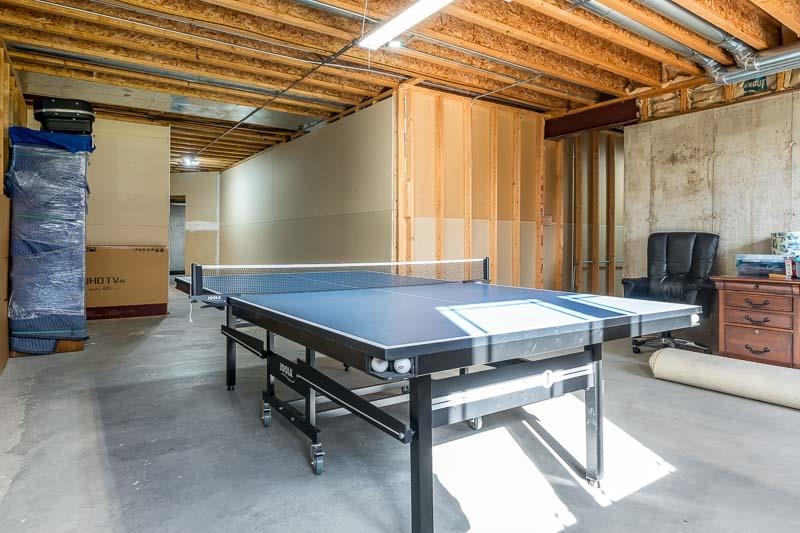 Belvidere, Illinois 61008, United States, 4 Bedrooms Bedrooms, ,4 BathroomsBathrooms,Residential,Pending,59519